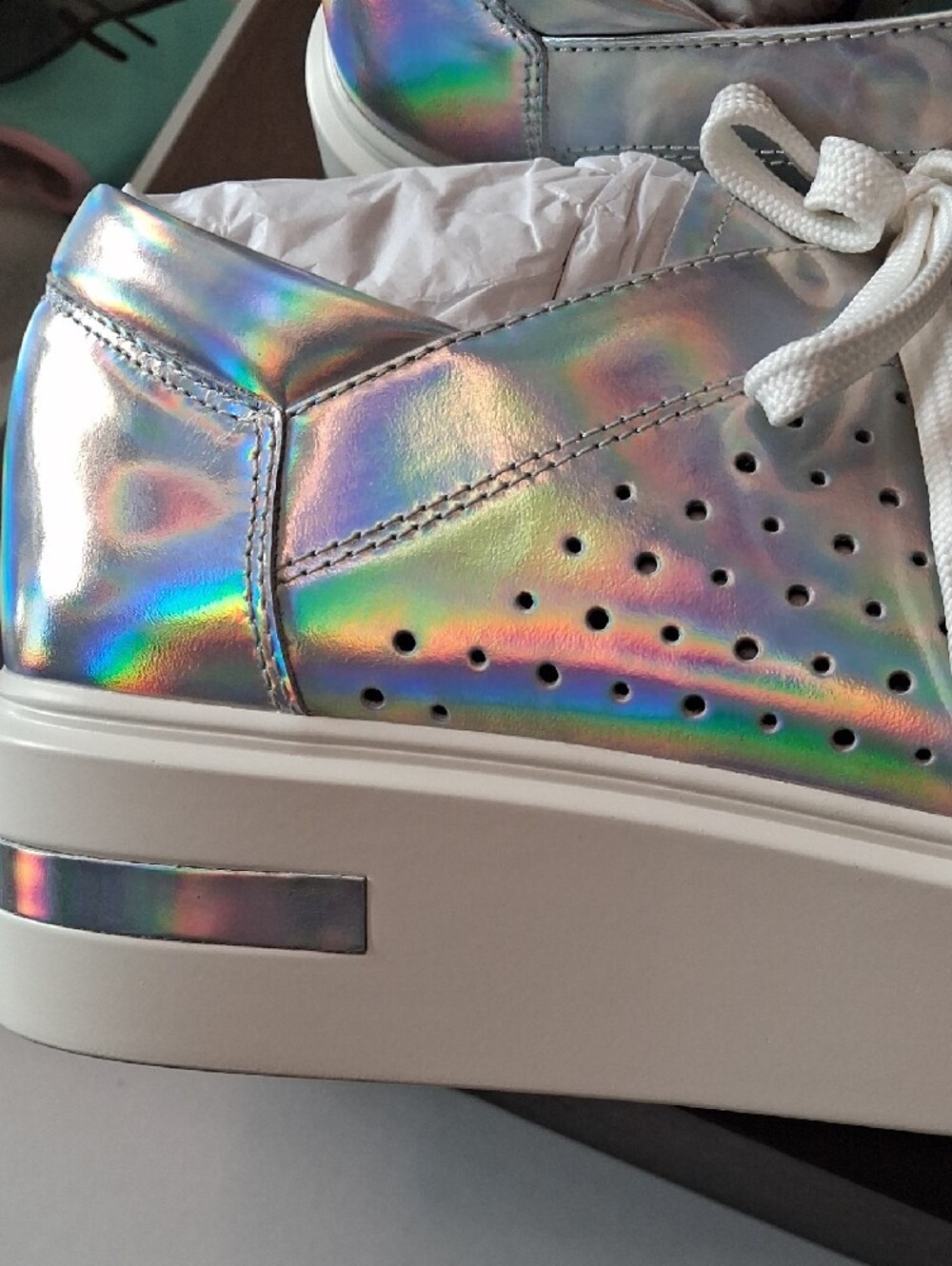 Paolo Holographic Lace-Up Sneakers in Silver - Picture 3 of 8